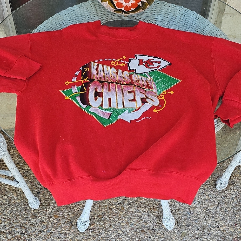 Vintage TRENCH USA Red 90s 1995 Kansas City KC Chiefs Crewneck Sweatshir Size XL